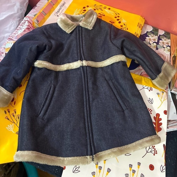 COPY - Baby Gap jean jacket - Picture 1 of 3